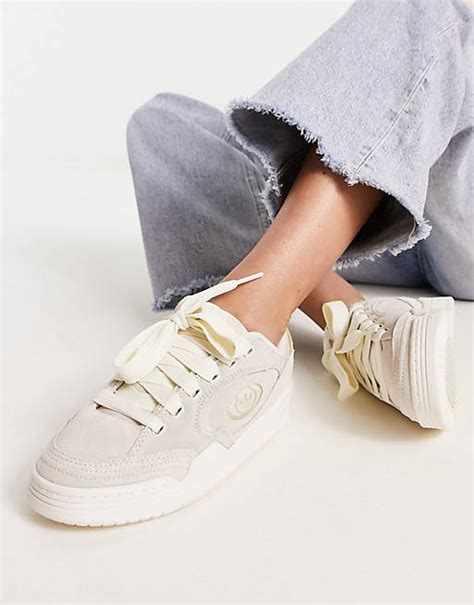 adidas originals adi 2000 x trainers in oatmeal